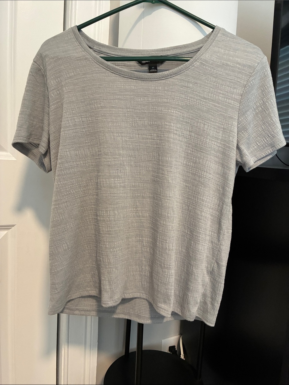 Simply Vera Vera Wang Light Gray Short Sleeve Textured Tee
